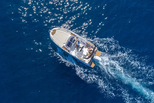 Private Speedboat Tour: Island Hopping Adventure