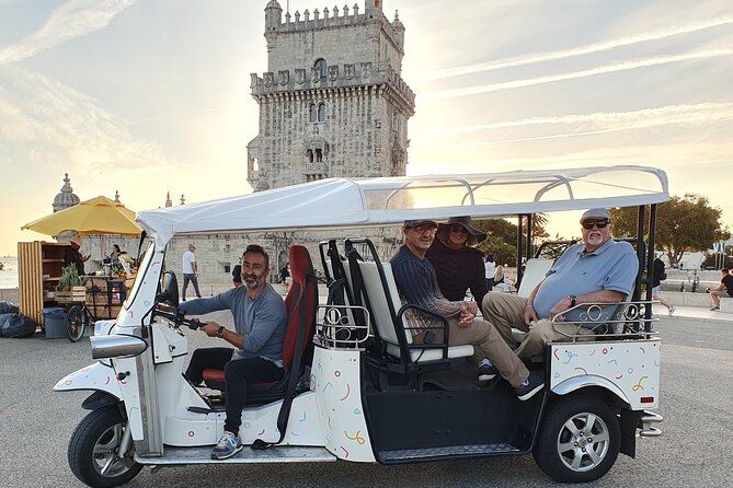 Beyond the guidebooks - 3 Hours Tuk Tuk Tour