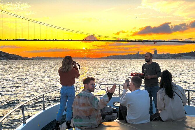Sunset Luxury Yacht Cruise With Live guide & Snacks