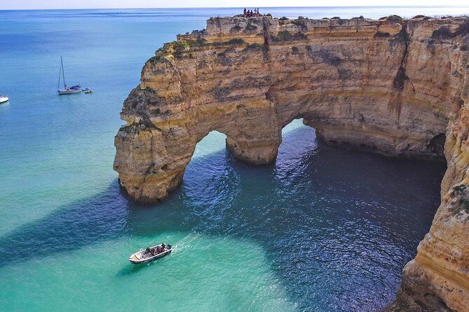Private Benagil Cave Tour - Boat trip from Armação de Pêra