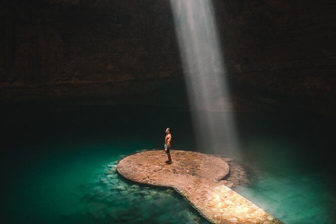 Chichén Itzá, Cenote Suytún, and Cenote Ikkil Guided Tour