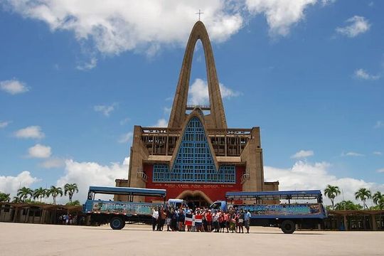 Cultural Safari by Truck RD: Live the Adventure