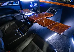 Lincoln Strecth Limousine with Wi Fi on board