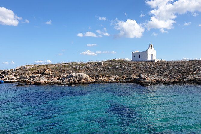 Fun swimming cruise on a Pirate Boat from Paros