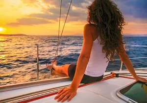 Luxury sailboat tour at sunset in Los Cabos