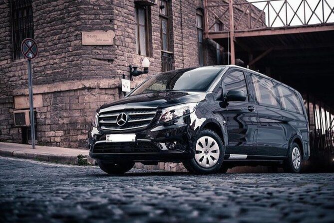 Arrival by Luxury Van Barcelona Airport BCN to Barcelona City