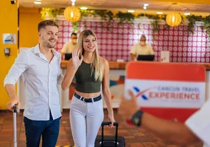 Cancun: Private Transfer to/from Puerto Juarez Hotels or Ferry