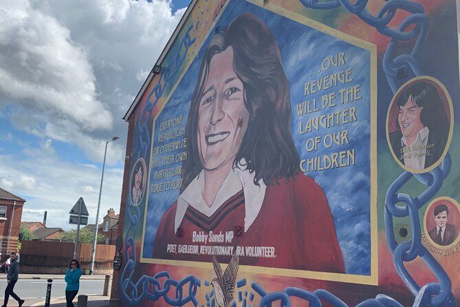 Belfast city and Mural 4 hour tour