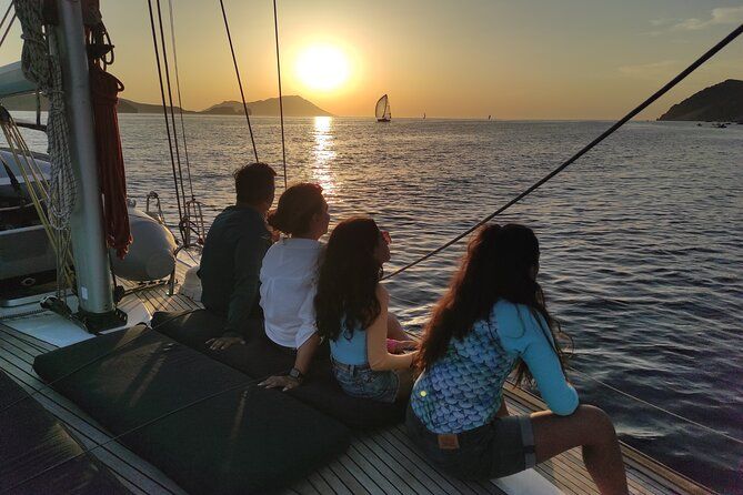 Private 2 Hours Sunset Cruise in Milos — Magical Klima Village