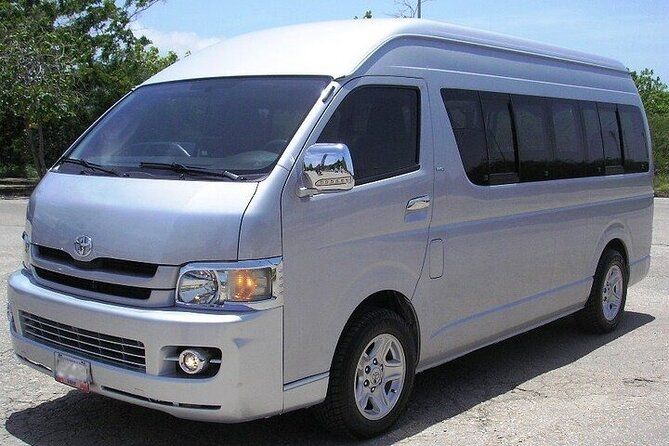 Shared Roundtrip Taxi Transfer from Antigua Airport to Royalton Antigua Resort
