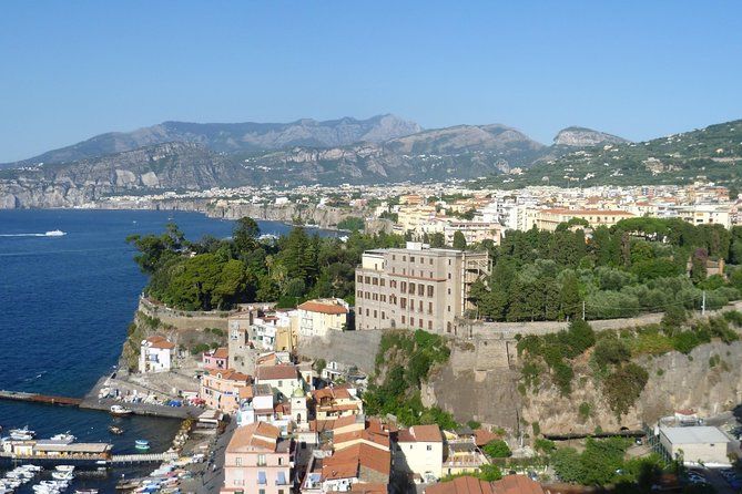 Transfer from Rome to Amalfi Coast or Sorrento or Vice Versa