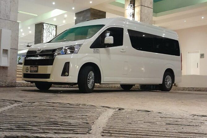 Private Transfer from Tulum to Cancun Airport – Safe & Comfortable