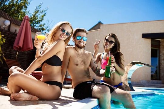 Party Bus Dayclub Crawl