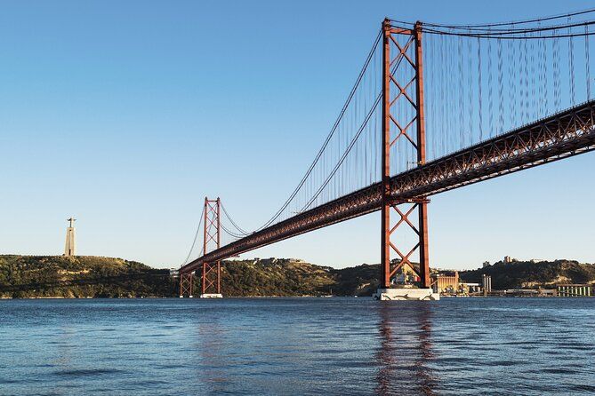 Lisbon Private Tour (3 Hours) by Electric Tuk Tuk