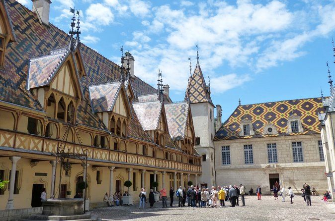 Guided tour of Beaune with your professional guide!