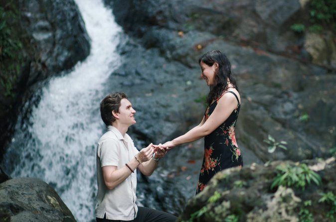 Guided Posing Photoshoot in a Tropical Rainforest