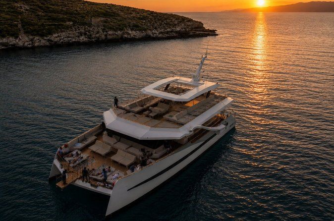 An afternoon sunset cruise to the Blue Lagoon