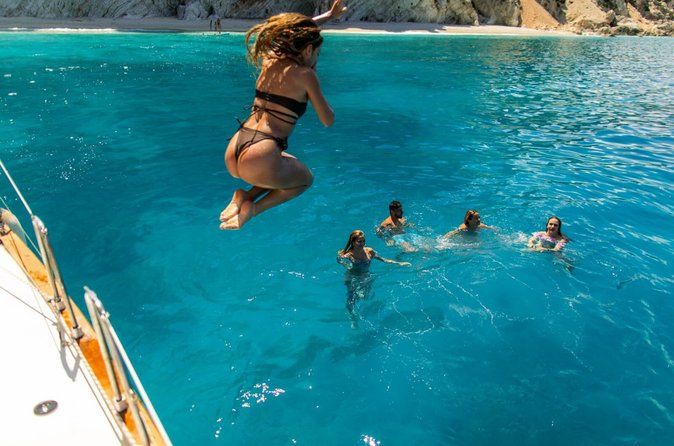 Alanya Pirate Boat with Beverages, Food, and Optional Transfer