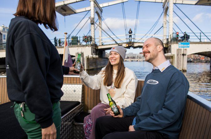 Amsterdam Heineken Cruise with Drinks & Heineken Experience