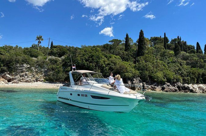 Elaphiti Islands by Private Luxury Mini Yacht: A VIP Experience