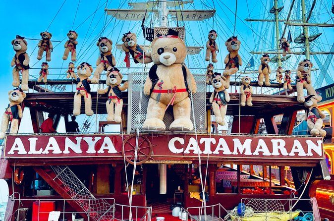 Alanya Catamaran Boat Tour with Lunch, Soft Drinks & Transfer