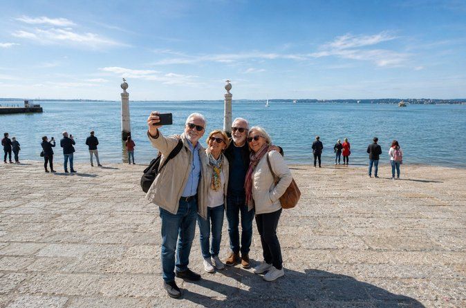 Lisbon Like a Local: Private Walking Tour with Liquor Tasting