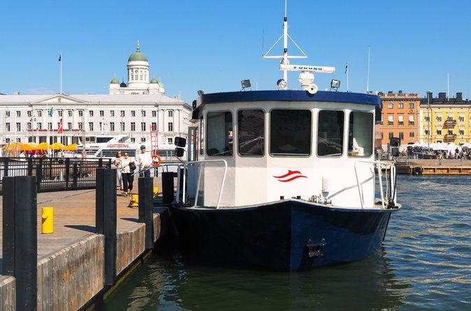 Ferry to Suomenlinna Fortress Island