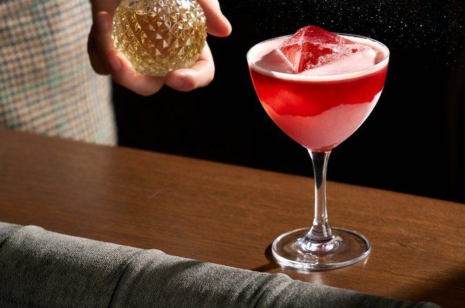 Melbourne's Laneways Evening Food Tour & Hidden Speakeasy Bar