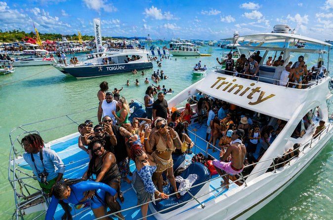 Punta Cana Hip Hop & Afrobeats Party Boat: Vibes, Open Bar