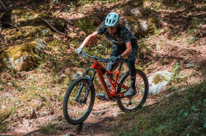 Chamonix: eBike tour around the Mont Blanc advanced level