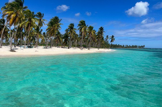 Saona Island, Mano Juan & Canto de la Playa Away from Crowds