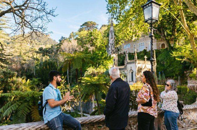 Private: Quinta da Regaleira & Sintra Historic Center Guided Tour