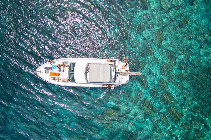 Daily Group Tour by Yacht to the Island of Pantelleria