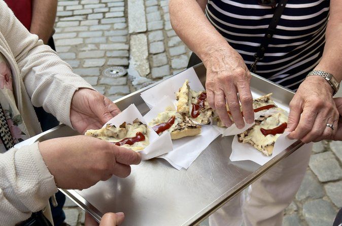Krakow: Street Food Tasting Walking Tour
