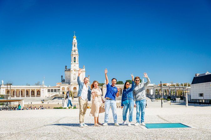 Private Tour Fátima, Nazaré, and Óbidos Day Trip from Lisbon