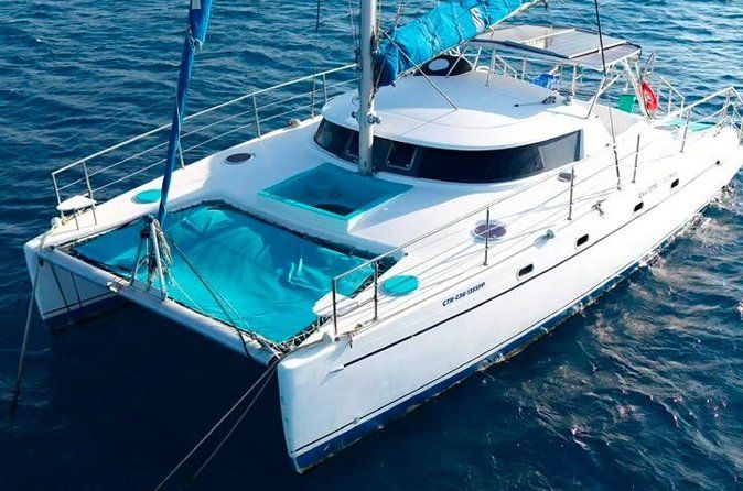 Catamaran Party Cruise: Open Bar, Snorkel & Beach – Puerto Plata