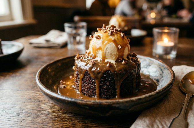 Glasgow Premium Food & Drink Tour with EatWalk Tours