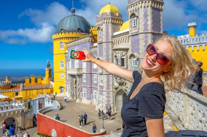 Small-group tour Sintra & Cascais, Half-day - private (max 8)