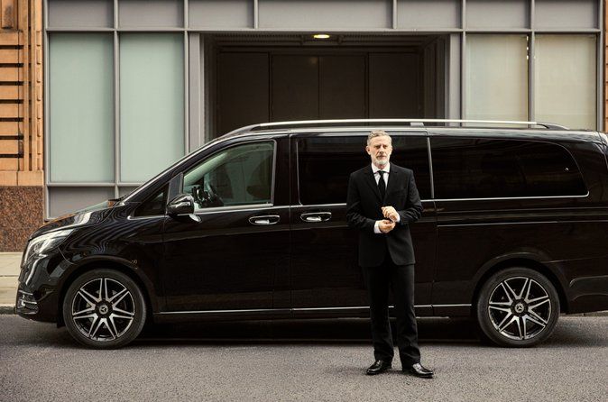 Lisbon to Porto Private Transfer With Sightseeing Stops