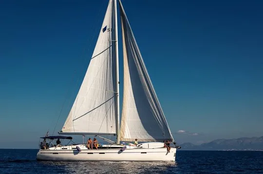 Sailing trip to DIA in Heraklion,Crete(4H)
