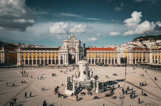 Lisbon Small-Group Day Tour: Old Town, Belém & City Views