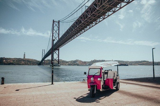 4 Hour Lisbon Private Guided Tour via Tuk Tuk