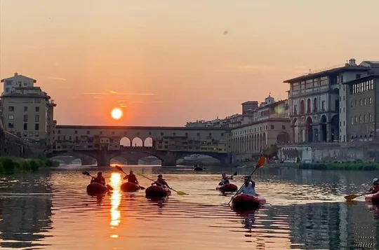 Kayak Soft in Florence under the Pontevecchio Arches