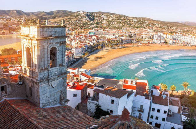 Barcelona to Valencia Private Transfer with 2h Sightseeing Stop