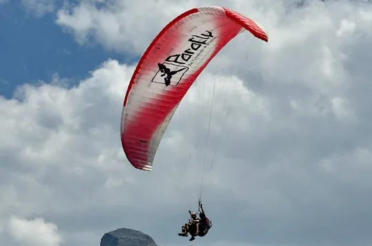 Paragliding Tandem with World Champion, Stubaital