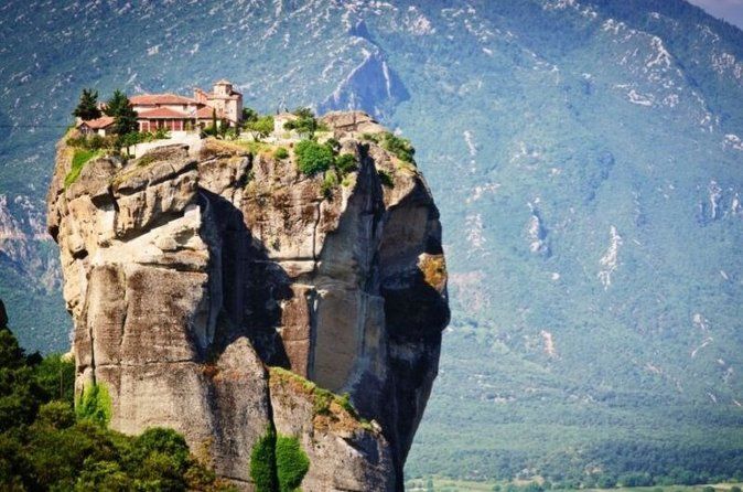 From Athens to Delphi Meteora monasteries & battlefield of 300