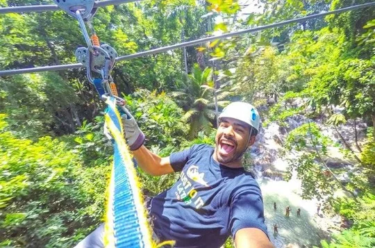 Private Dunn's River Zipline Adventure with Hotel/Cruise Pickup