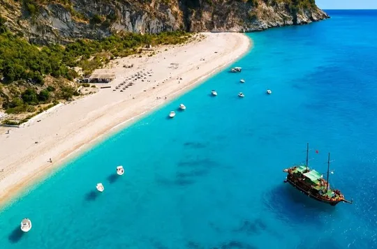 Saranda Hidden Cave,Gremina,Kakome &Krorez Small Group Tour