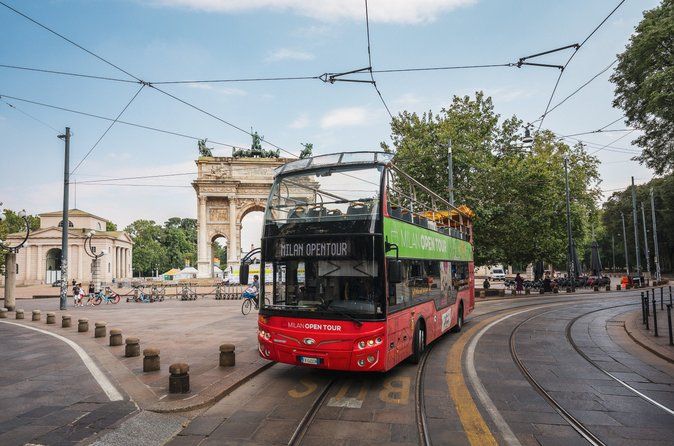 Gray Line Milan Hop-On Hop-Off Tour with Audio Guide