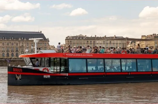 Guided cruise Bordeaux UNESCO